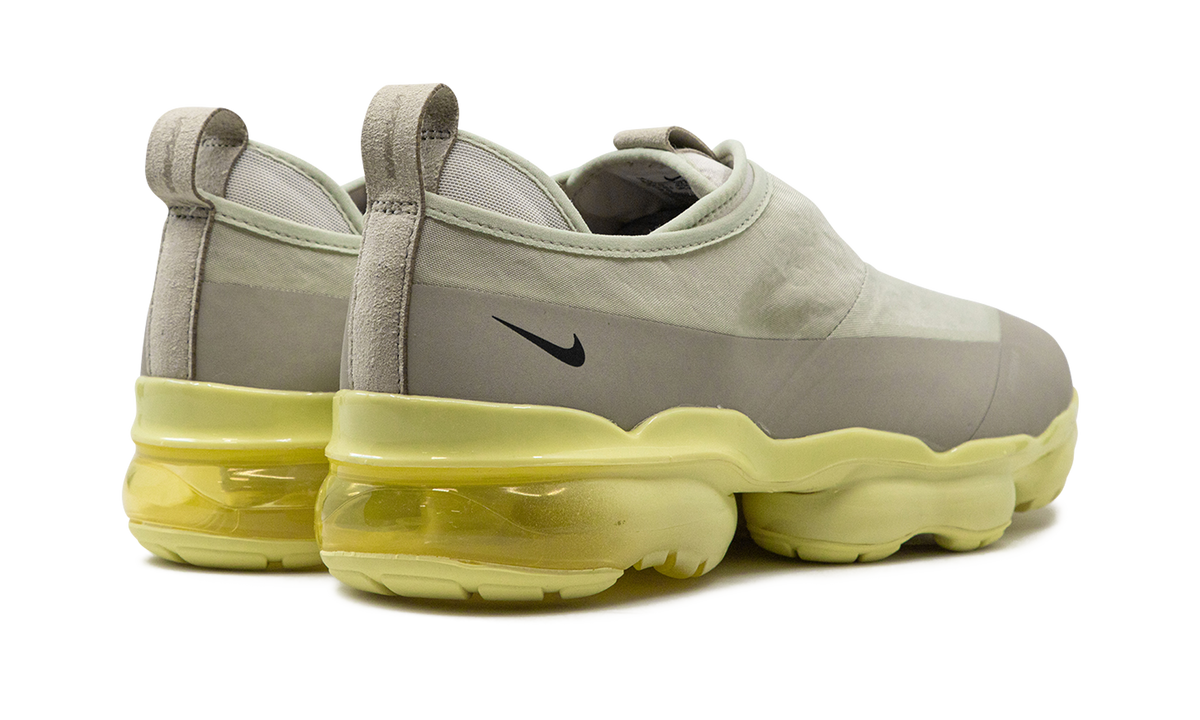 VaporMax Moc Roam "Light Stone" DZ7273 100