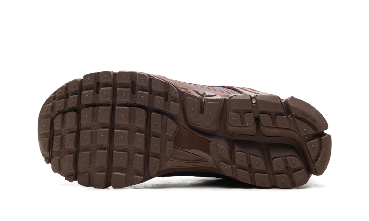 Zoom Vomero 5 WMNS "Fauna Brown Velvet Brown" HQ0458 201