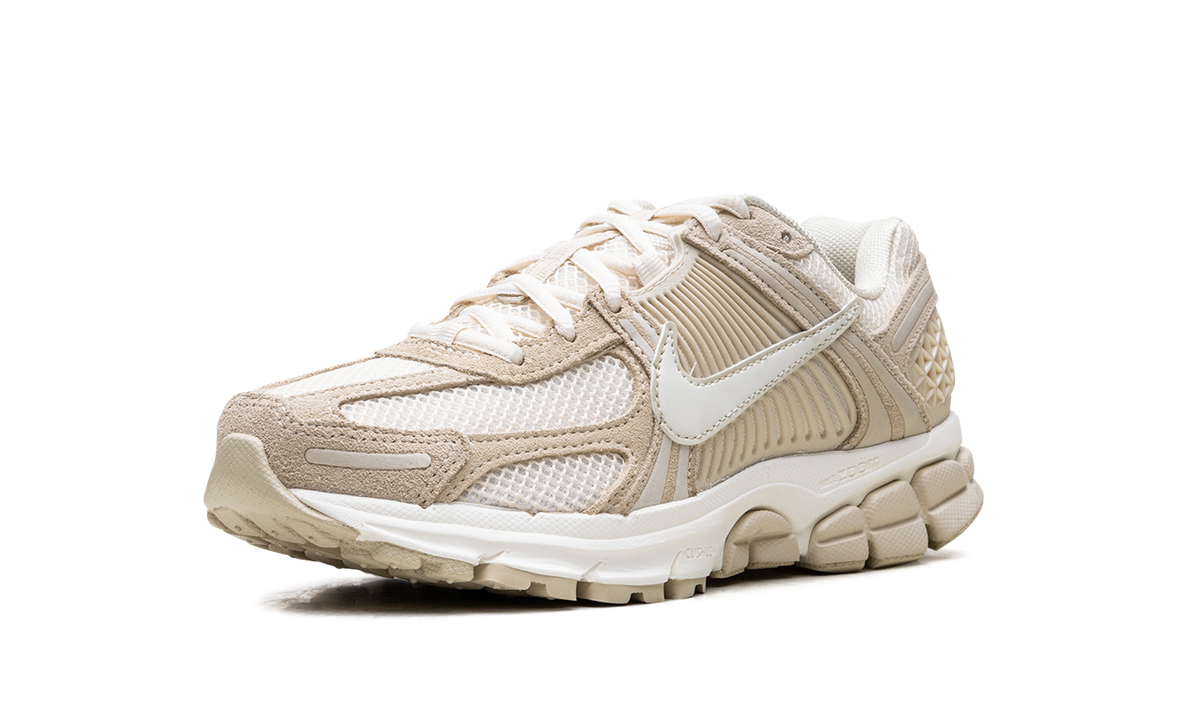 Zoom Vomero 5 WMNS "Beach Light Khaki" HQ0458 200