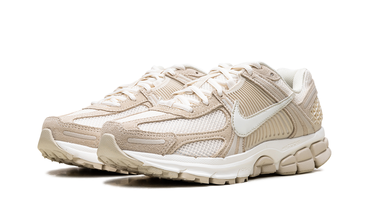 Zoom Vomero 5 WMNS "Beach Light Khaki" HQ0458 200