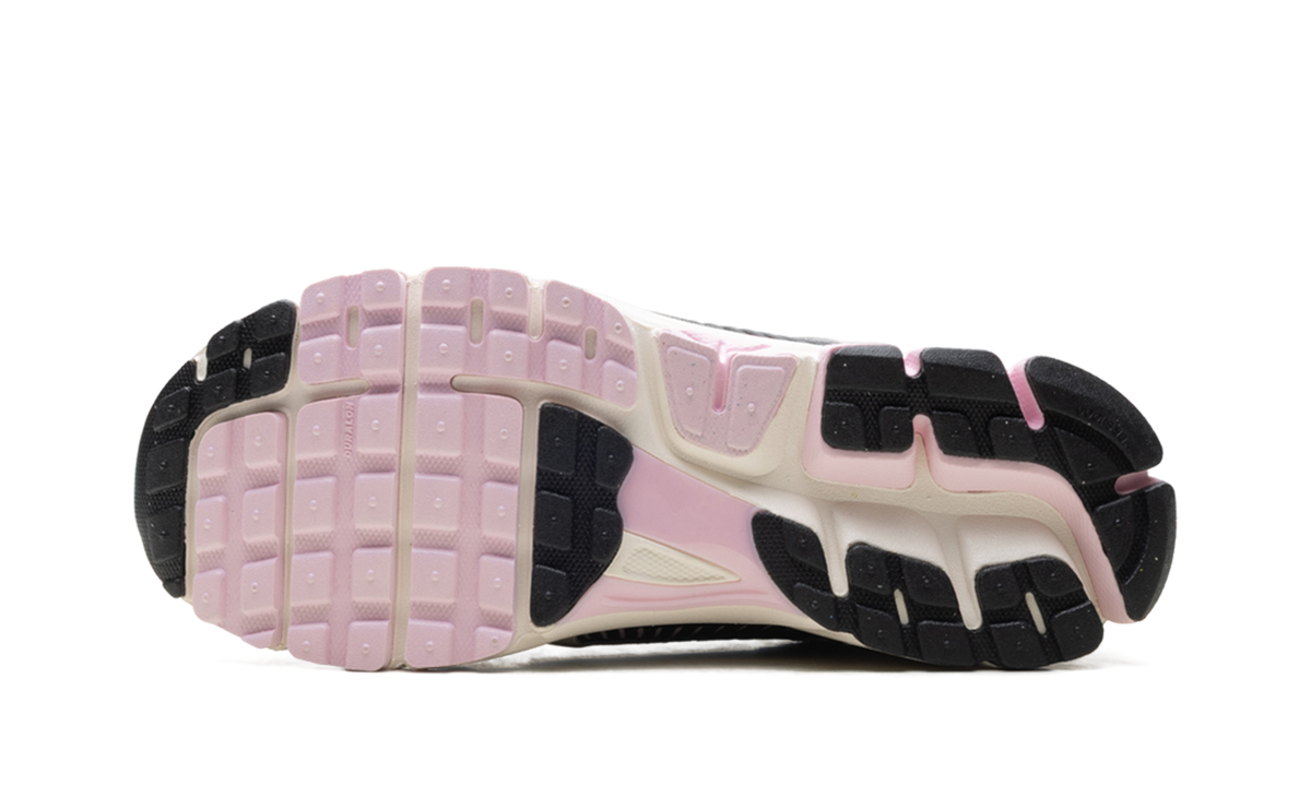 Zoom Vomero 5 "Pink Foam Phantom" FB9149 600