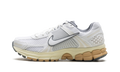 Zoom Vomero 5 WMNS "Summit White Pure Platinum" FJ2028 101