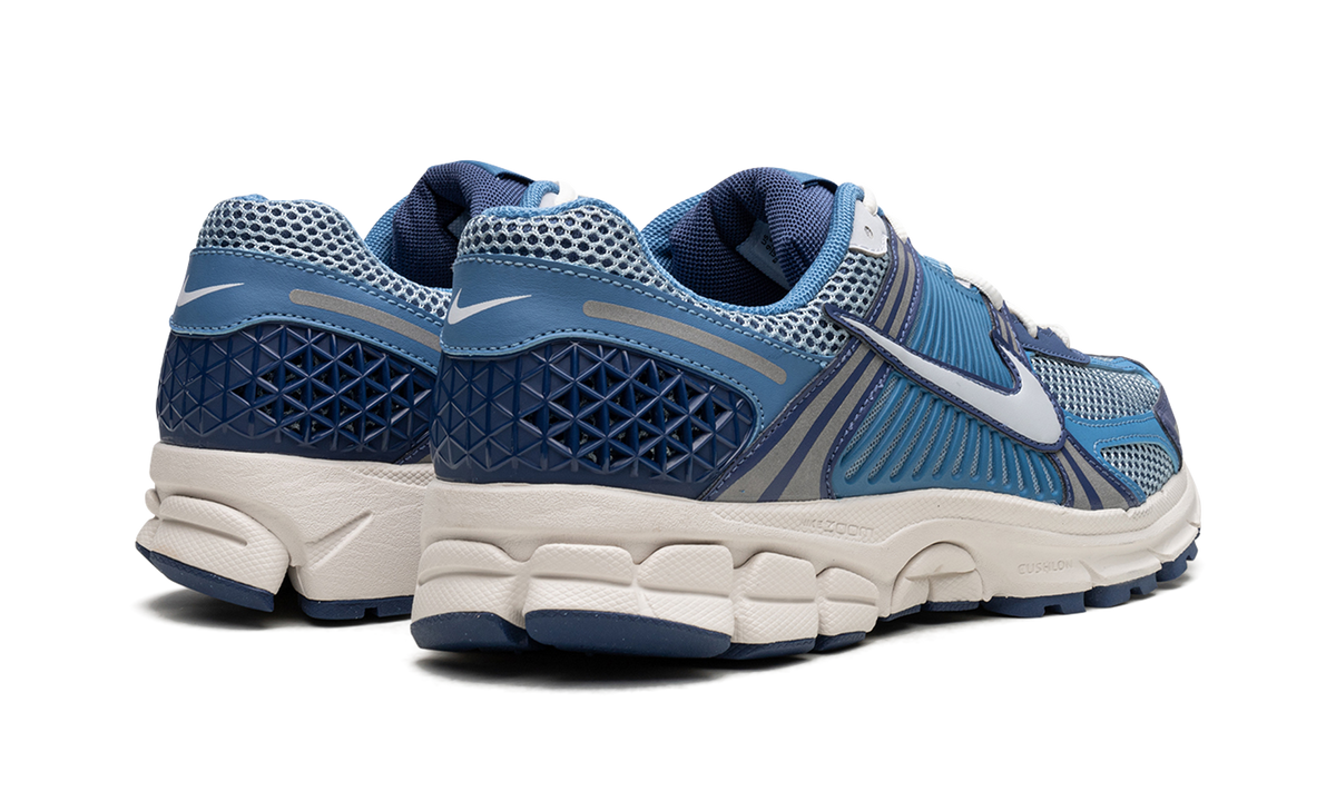 Zoom Vomero 5 "Worn Blue" FB9149 400