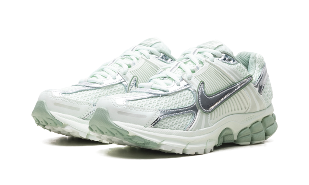 Zoom Vomero 5 WMNS "Barely Green Steam Metallic Silver" IV4311 300