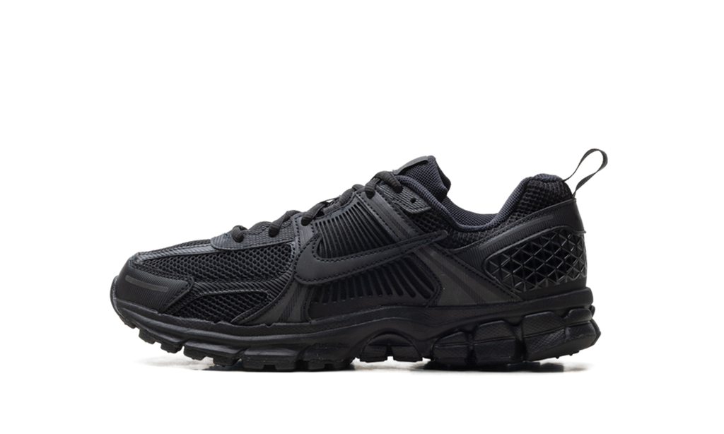 Vomero 5 GS "Triple Black" HF6998 007