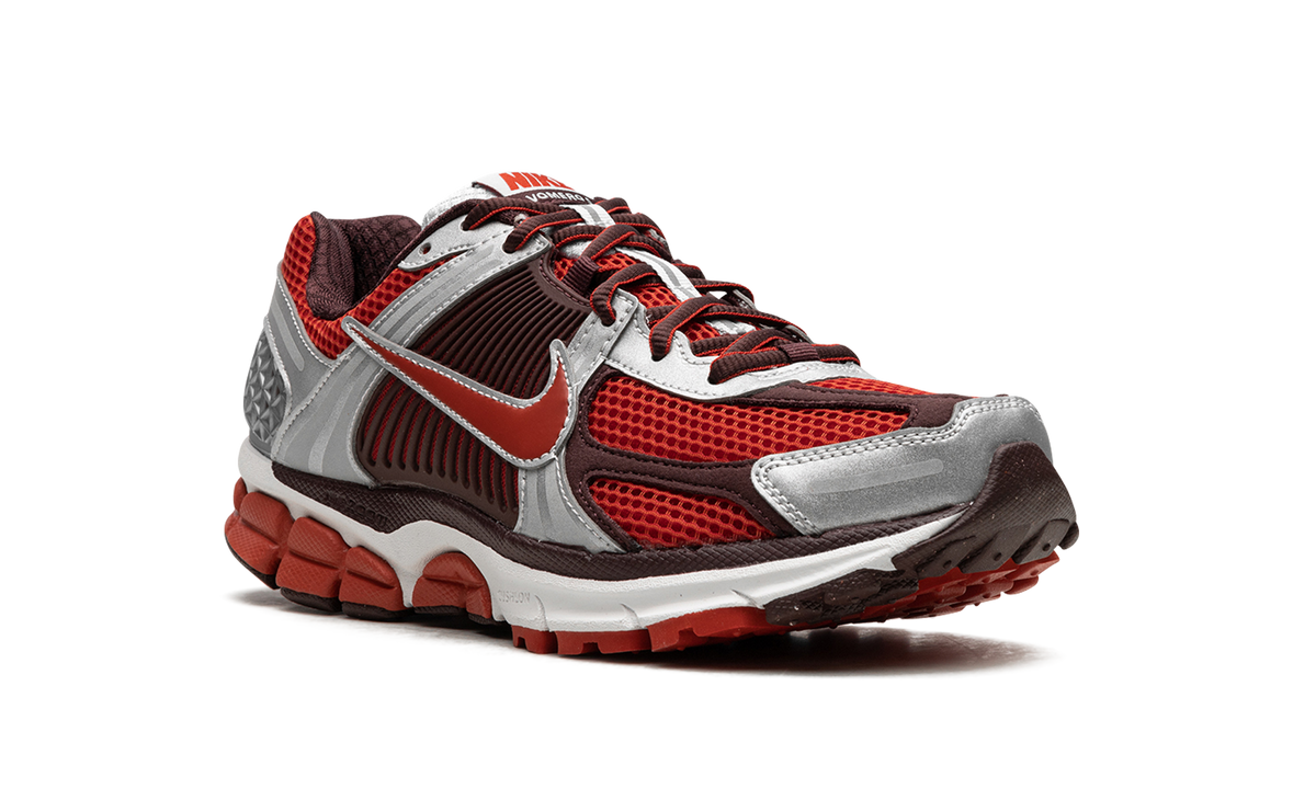 ZOOM VOMERO 5 WMNS "Team Red" FN7778 600